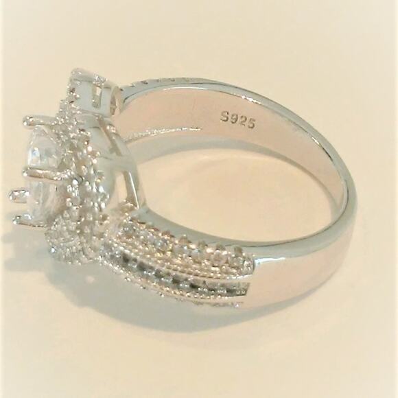 NEW Heart Ring Size 8 Silver 925 Simulated Diamonds Love Heart Wide Band Layered - Picture 5 of 14